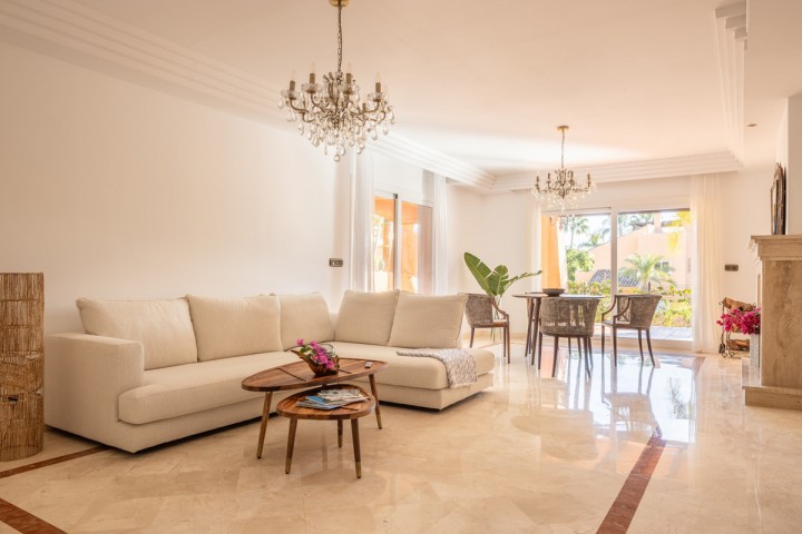 2 Bedroom Apartment in Marbella