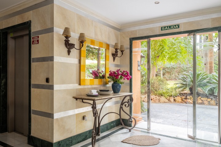 2 Bedroom Apartment in Marbella