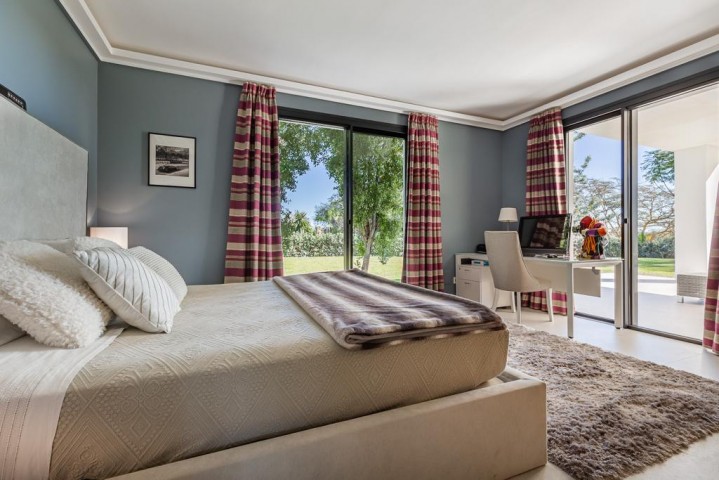 9 Bedroom Villa in Estepona