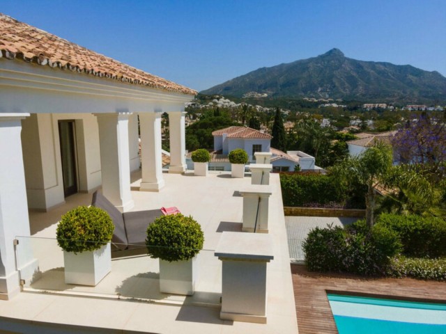 4 Bedroom Villa in Nueva Andalucía