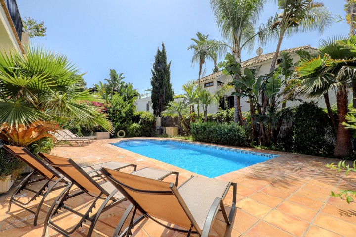 4 Bedroom Villa in Nueva Andalucía