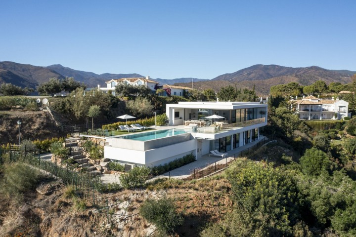 6 Bedroom Villa in Benahavís