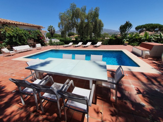 4 Bedroom Villa in Nueva Andalucía