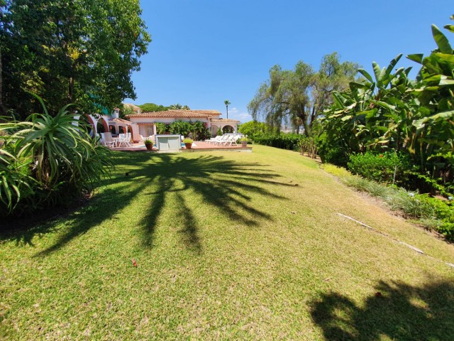 4 Slaapkamer Villa in Nueva Andalucía