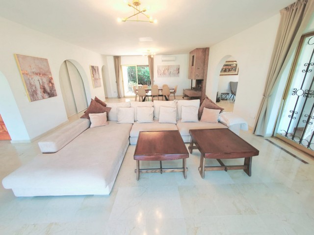 4 Slaapkamer Villa in Nueva Andalucía