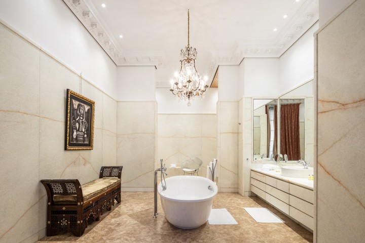 5 Bedroom Villa in The Golden Mile