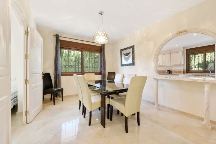 5 Slaapkamer Villa in Atalaya
