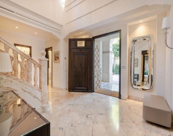 5 Bedroom Villa in Sierra Blanca