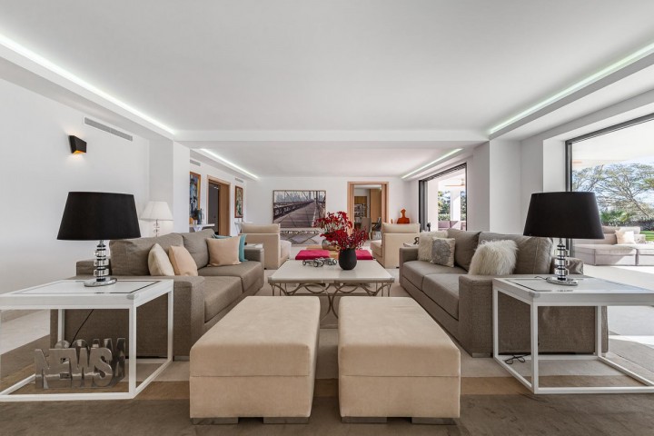 9 Bedroom Villa in Benahavís