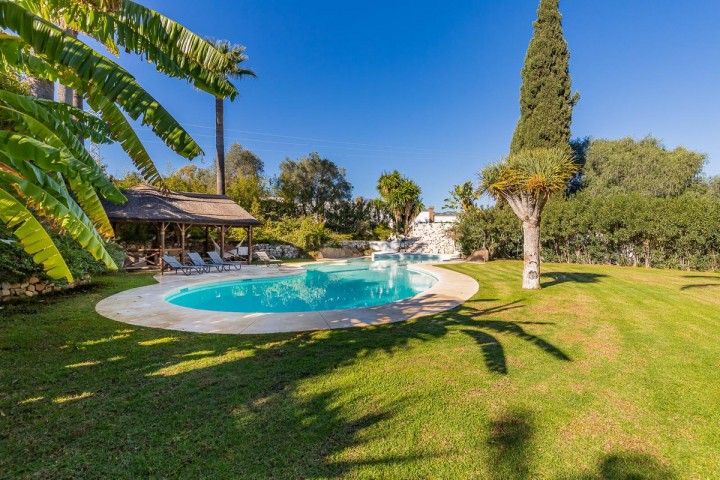 9 Bedroom Villa in Benahavís