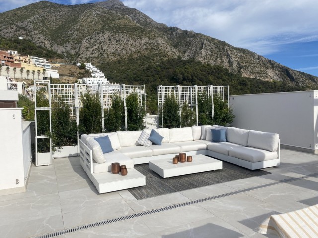 Penthouse in Istán