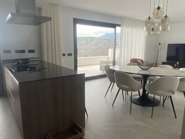 Penthouse in Istán