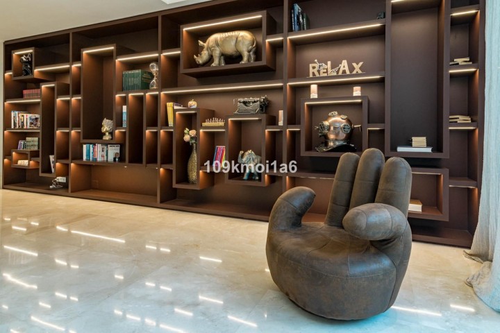 6 Bedroom Villa in Río Real