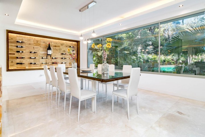 6 Bedroom Villa in Río Real