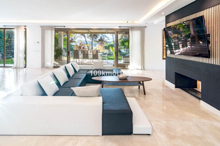 6 Bedroom Villa in Río Real