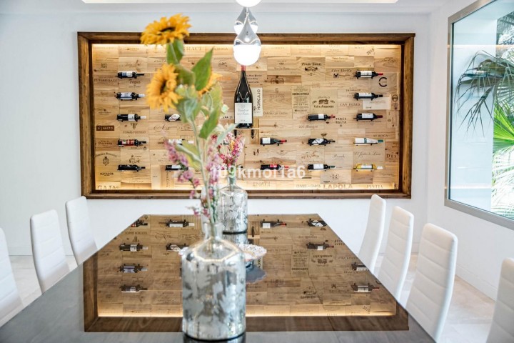 6 Bedroom Villa in Río Real