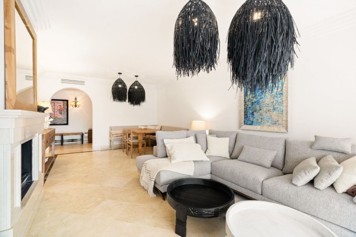 2 Bedroom Apartment in Puerto Banús