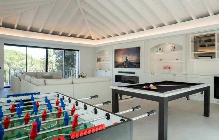 5 Bedroom Villa in Nueva Andalucía