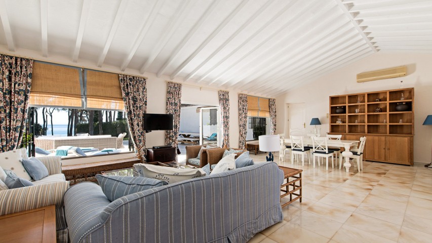 4 Bedroom Villa in The Golden Mile