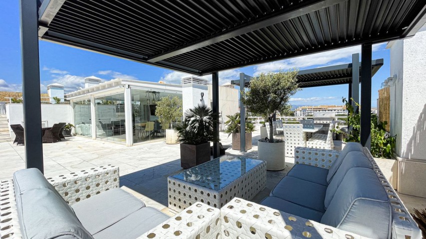 Penthouse in Puerto Banús