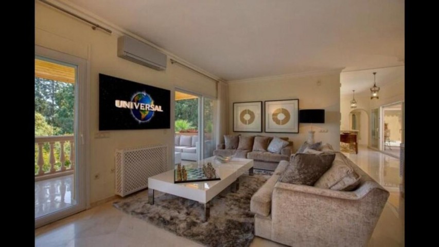 6 Bedroom Villa in The Golden Mile