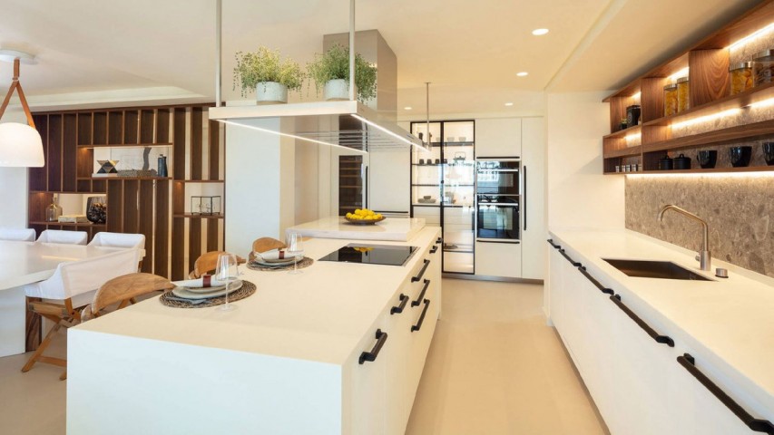 5 Bedroom Villa in The Golden Mile
