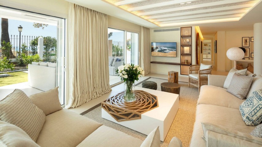 5 Bedroom Villa in The Golden Mile