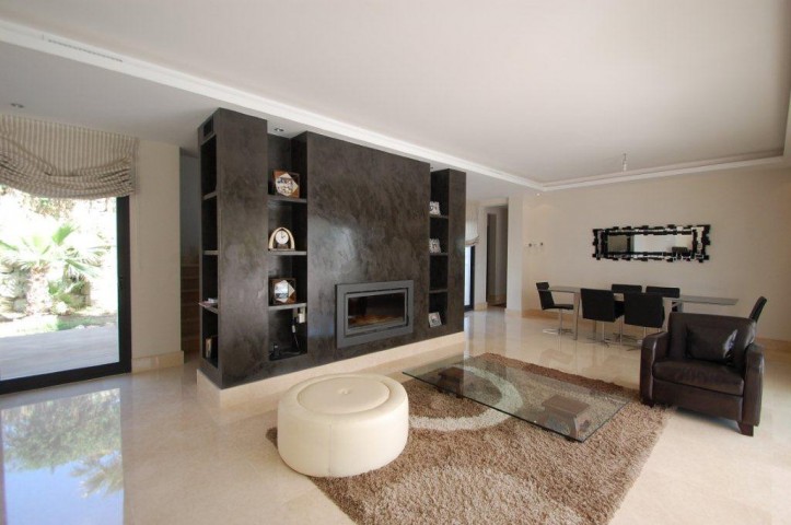 5 Bedroom Villa in The Golden Mile
