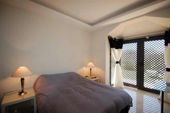 5 Bedroom Villa in The Golden Mile