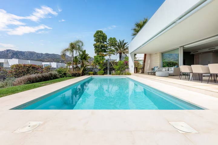 5 Bedroom Villa in Río Real