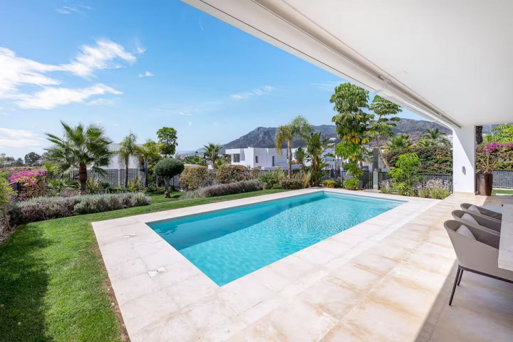 5 Bedroom Villa in Río Real