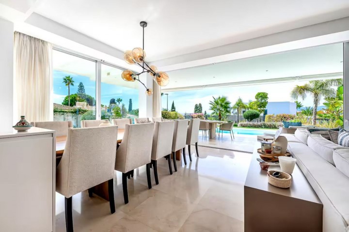 5 Bedroom Villa in Río Real