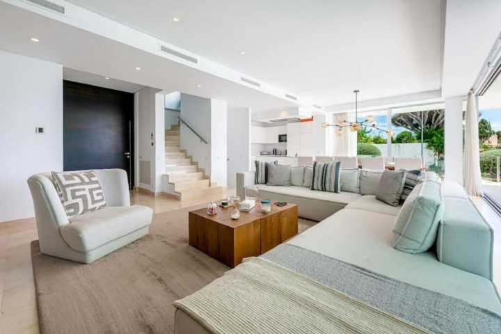 5 Bedroom Villa in Río Real