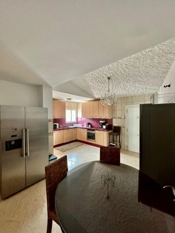 5 Bedroom Villa in Estepona