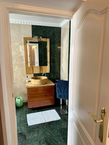 5 Bedroom Villa in Estepona