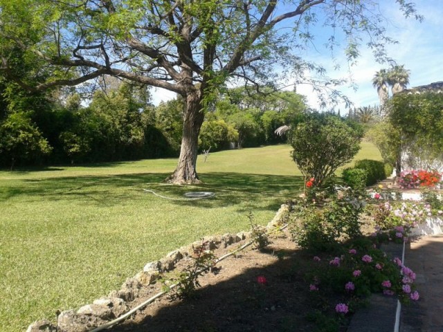 6 Bedroom Villa in Cancelada