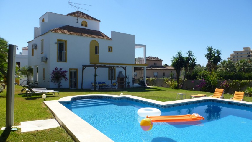 4 Slaapkamer Villa in Nueva Andalucía