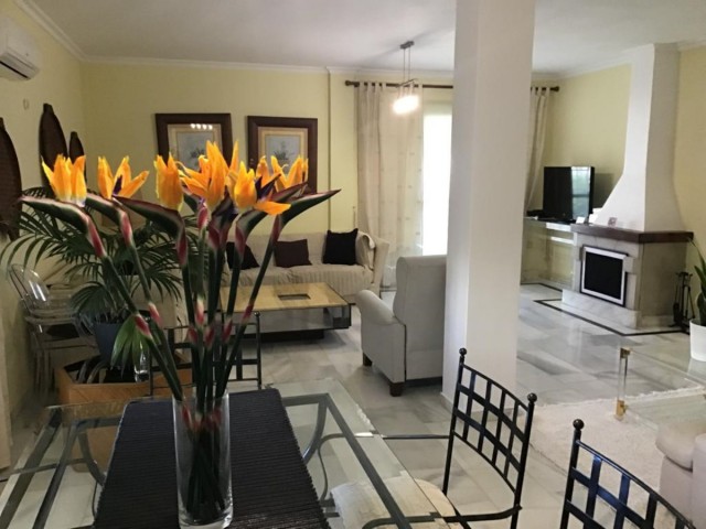 4 Slaapkamer Villa in Nueva Andalucía