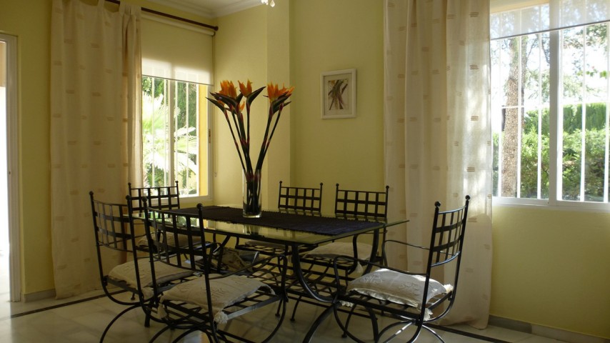 4 Slaapkamer Villa in Nueva Andalucía