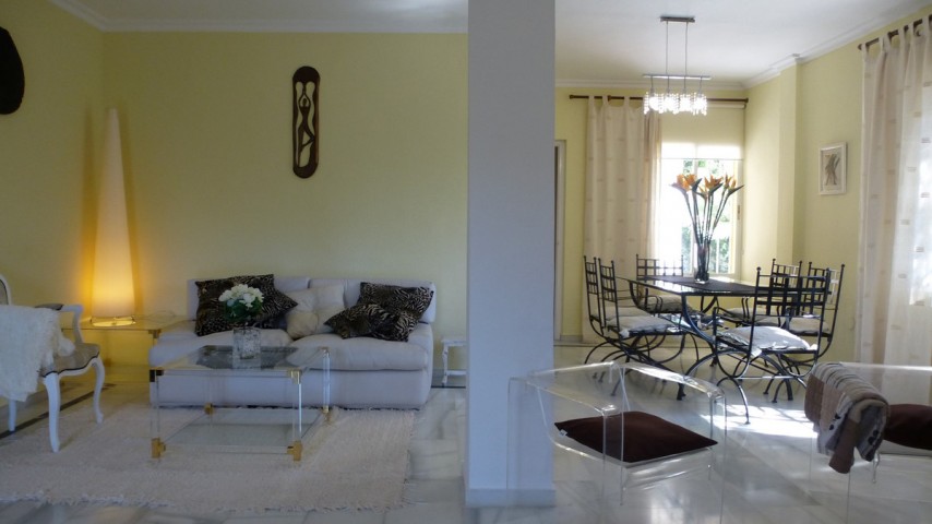 4 Slaapkamer Villa in Nueva Andalucía
