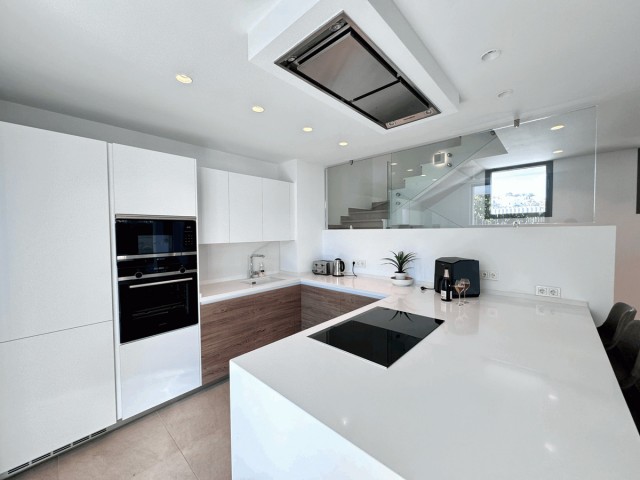 6 Bedroom Villa in Estepona