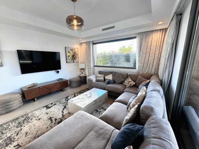 6 Bedroom Villa in Estepona