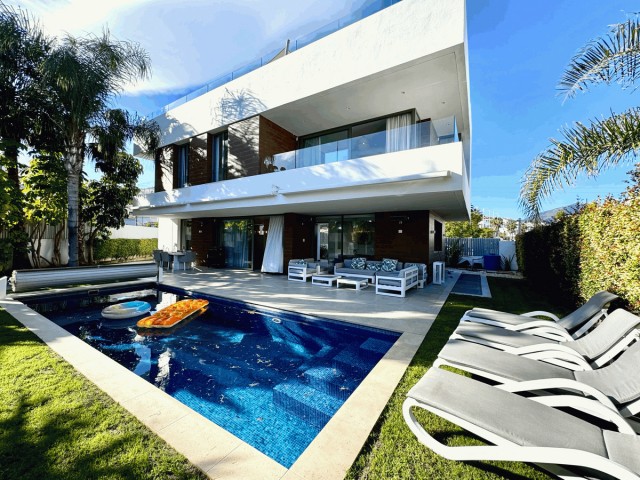 6 Bedroom Villa in Estepona