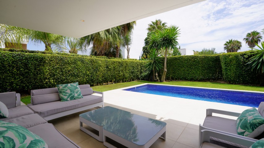 6 Bedroom Villa in Estepona