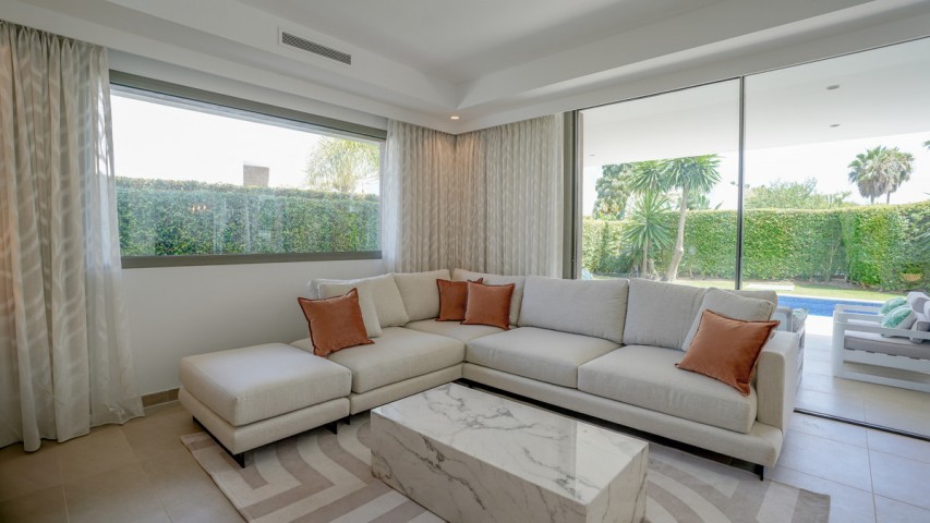 6 Bedroom Villa in Estepona