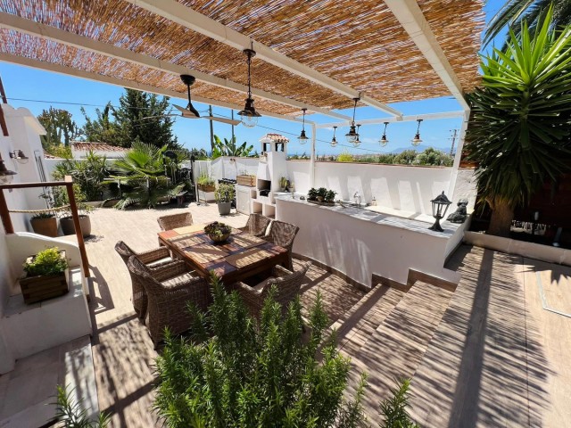 Villa avec 4 Chambres à Las Chapas