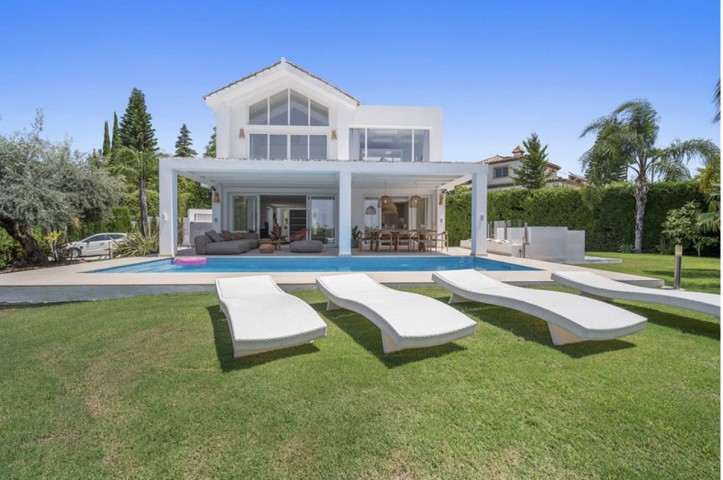 4 Sovrums Villa i El Paraiso