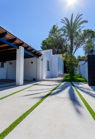 5 Bedroom Villa in Nueva Andalucía