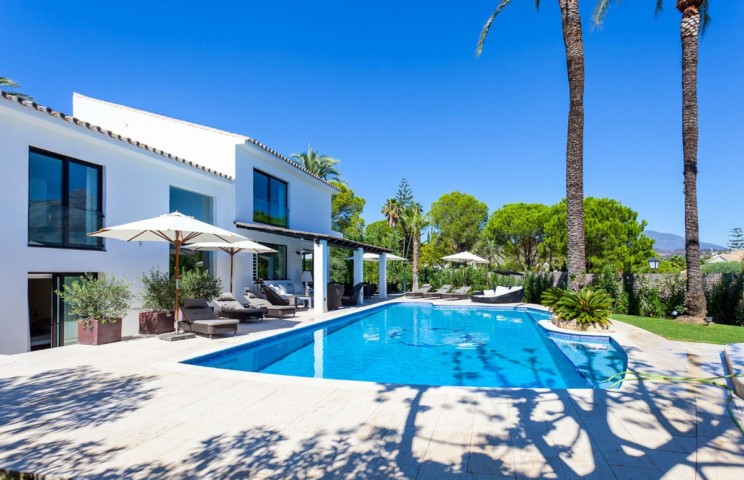 5 Bedroom Villa in Nueva Andalucía