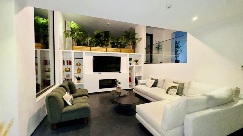 5 Bedroom Villa in Nueva Andalucía